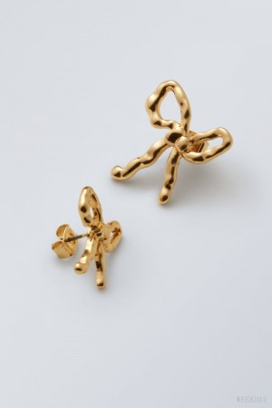 Weekday Bow Earrings Golden | BWNS0200