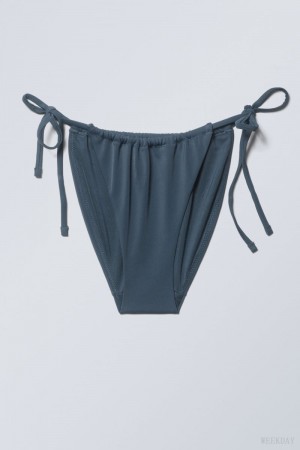 Weekday Breeze String Bikini Bottoms Granatowe | PGKH6718