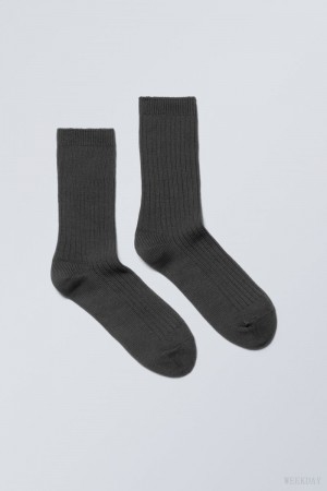 Weekday Pond Żebrowany Socks Ciemny Szare | IBPA1302