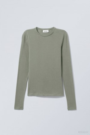 Weekday Slim Fitted Long Sleeve Khaki | DFBI8077