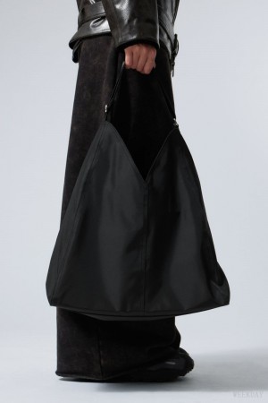 Weekday V-shaped Nylon Shoulder Bag Czarne | MUOX6035